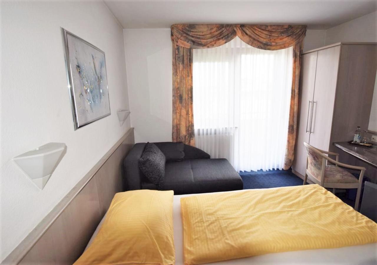 Hotel Alena - Kontaktlos Check-In Filderstadt Eksteriør bilde